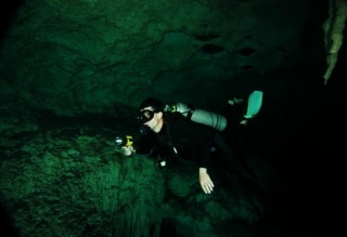  Explorer les cénotes sous-marines 